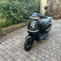 Scooter elettrico 125 - batteria aggiuntiva disp
