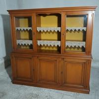 Credenza con Vetrina in Legno – Stile Arte Povera 