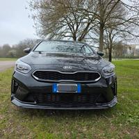  Kia Proceed 1.5 T-GDI  --- (TRATTABILE )