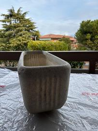 Fioriera resina effetto pietra