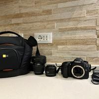 Canon EOS 80D + 2 obbiettivi e borsa