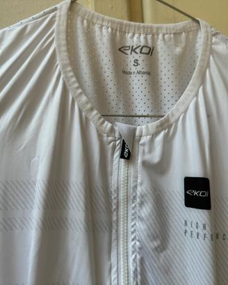 Body triathlon total white