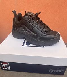 Fila disruptor shop total black