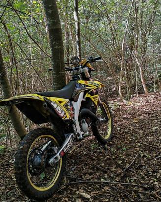 Suzuki Valenti rme 50