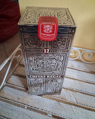 Whisky Chivas Regal 12 years oldcon etichetta Red
