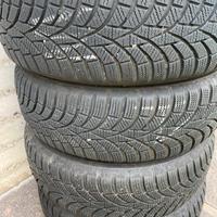 Pneumatici invernali con cerchioni per Fiat 500