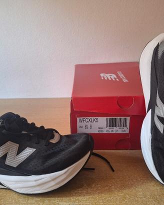 new balance rebel v5 e puma foreverrun taglia 37 