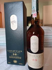 Scotch Whisky Lagavulin 16 astucciato bottled 2008