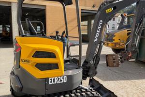 Miniescavatore Volvo