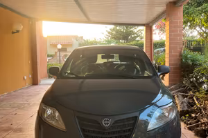 Lancia Ypsilon 0.9 TwinAir 85 CV 5 porte
