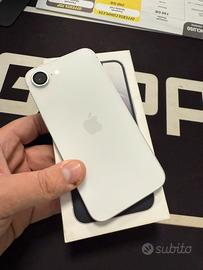 IPhone 16e 128GB ⭐️ PARI AL NUOVO ⭐️