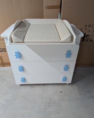 Set - cassettiera con fasciatoio e letto per bimbo