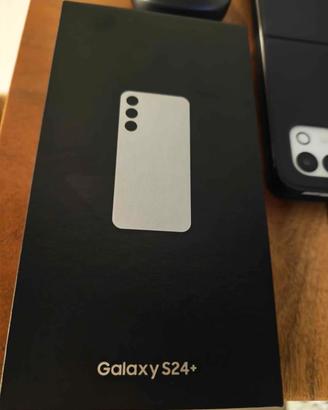 Samsumg S24 Plus