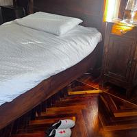 letto '800 con comodini