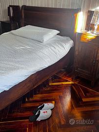 letto '800 con comodini