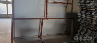 Ponteggio a sbalzo a singoli pezzi