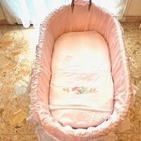 CULLA IN VIMINI CON RUOTE ANNI 50-60