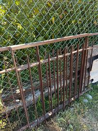 Ringhiera e cancelletto in ferro