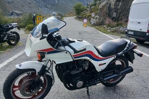 kawasaki gpz  750 epoca 