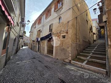 2 LOCALI A CAMPOBASSO