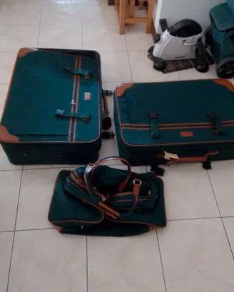 Set di 3 valigie verdi
