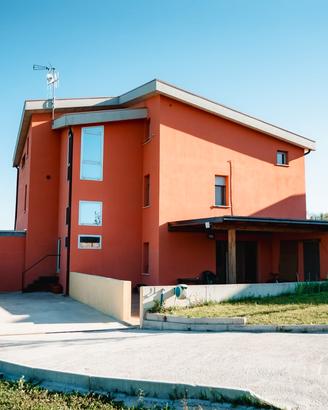 Porzione bifamiliare - C.da Tappino