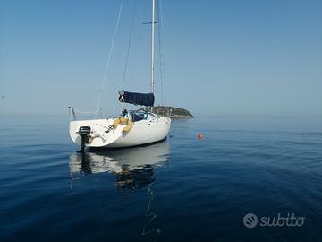 Jeanneau jod 24 con carrello strardale