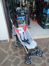 passeggino chicco  per bambini 