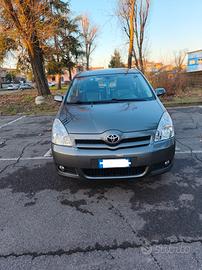 Toyota corolla verso 1.8 benzina 