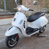 Vespa Gts 300 super