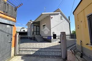 VILLA SINGOLA A FONTEVIVO