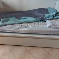 letto Ikea con cassetti  doghe con materasso 