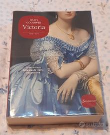 Regina Vittoria Libro 