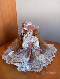 Bambola porcellana Capodimonte
