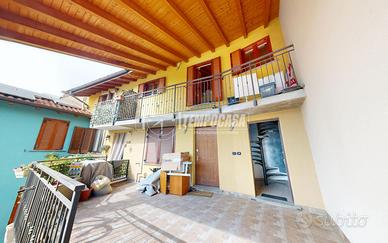 BILOCALE CON TERRAZZO
