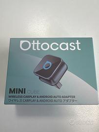 Ottocast Mini CUBE wirless Carplay adapter