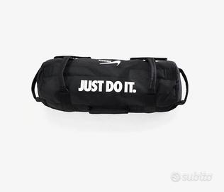 NIKE Sandbag (L)