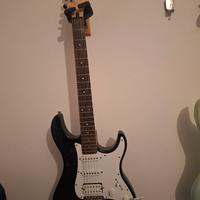 yamaha chitarra stratocaster