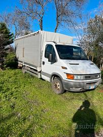 Autocarro iveco daily c13 anno 2004 telonato