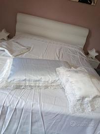 Parure completo letto matrimoniale in raso e pizzo