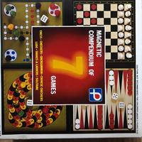 Scatola con sette giochi da viaggio