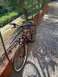 XT-ERRE MOUNTAIN BIKE