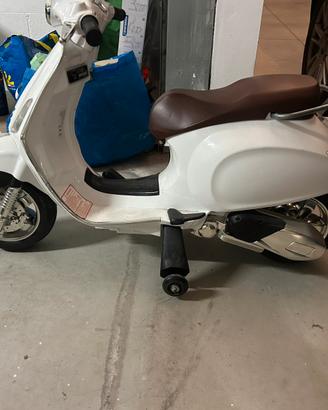 Vespa elettrica per bambini