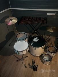 Batteria acustica e xilofono