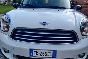 Mini Cooper D  (4x4)