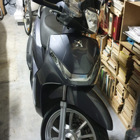 Scooter Peugeot Belville 200