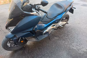 HONDA 750cc