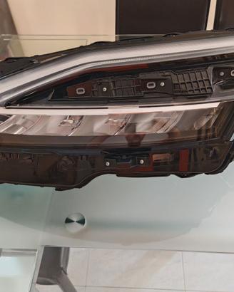 FANALE-FARO ANTERIORE SX NISSAN QASHQAI J12EEL