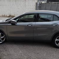 Mercedes-Benz GLA 220 d 4MATIC Automatico 130CV