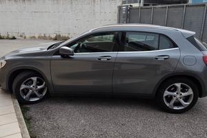 Mercedes-Benz GLA 220 d 4MATIC Automatico 130CV